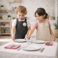 À table ! – Le tablier serveur réversible pour enfant