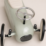 Le petit bolide vert sauge