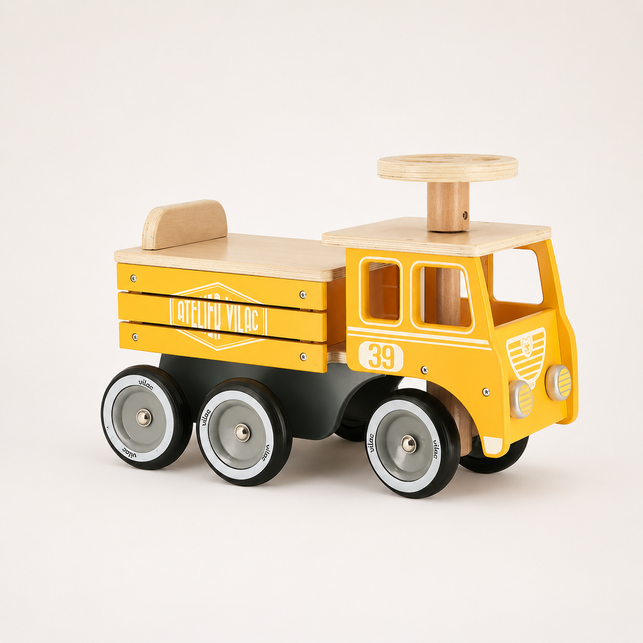 Porteur camion en bois